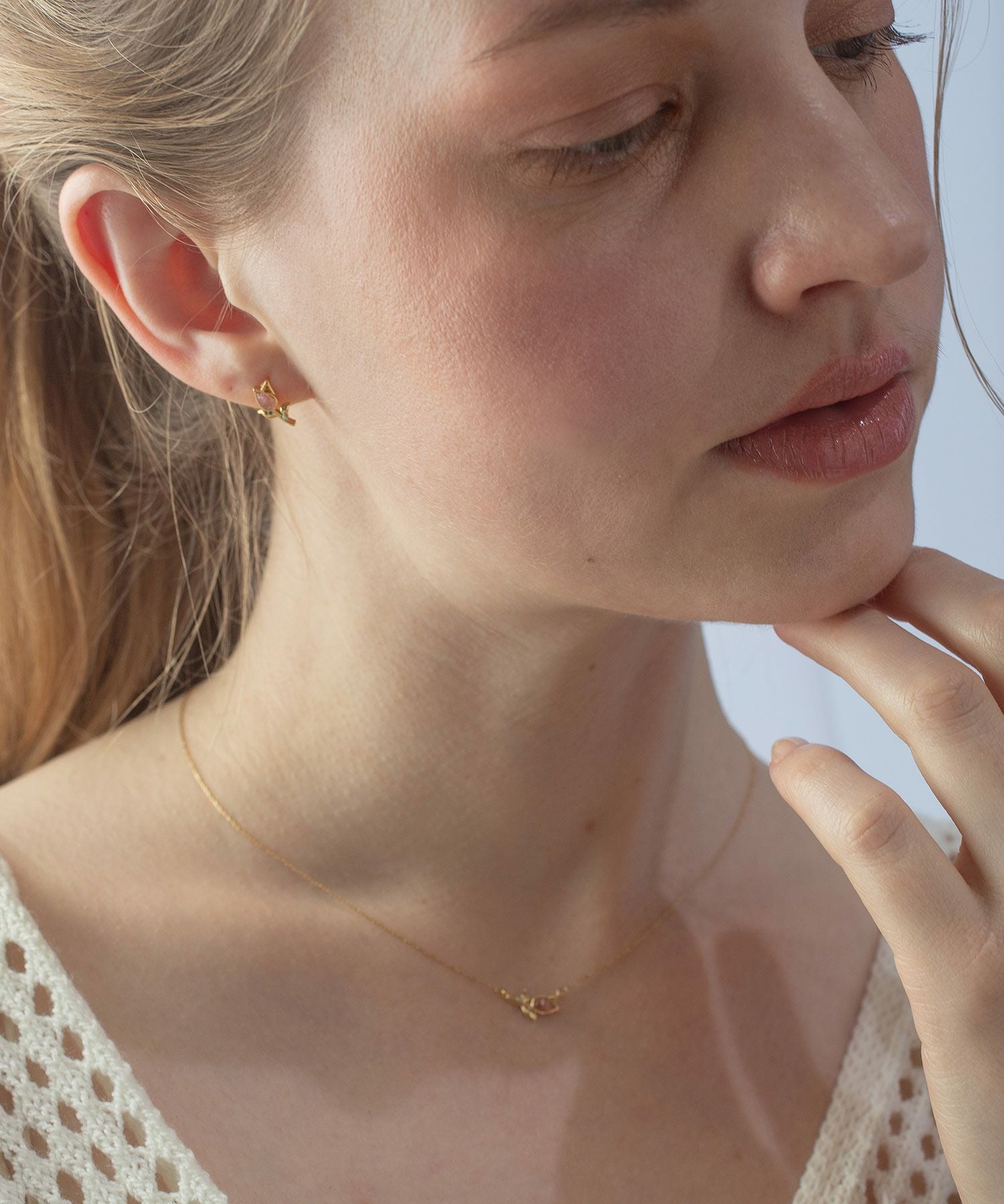 ナチュラルストーンチューリップチタンポストピアス【MUK Dreamy stone