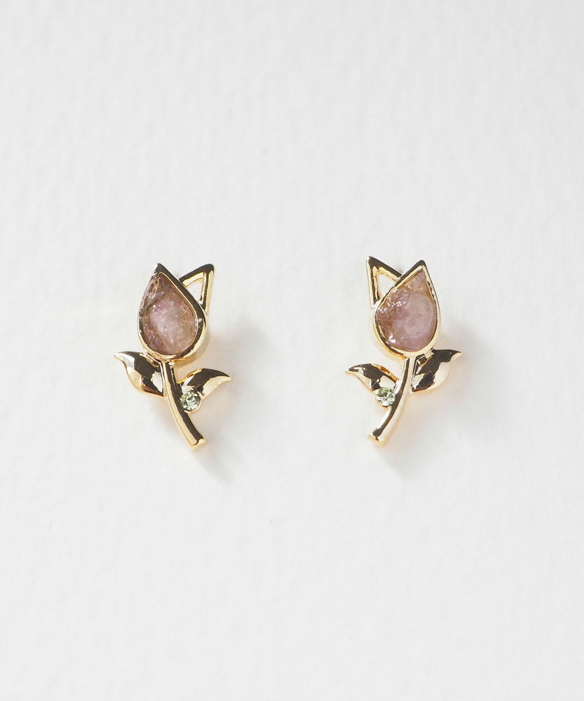 ナチュラルストーンチューリップチタンポストピアス【MUK Dreamy stone】