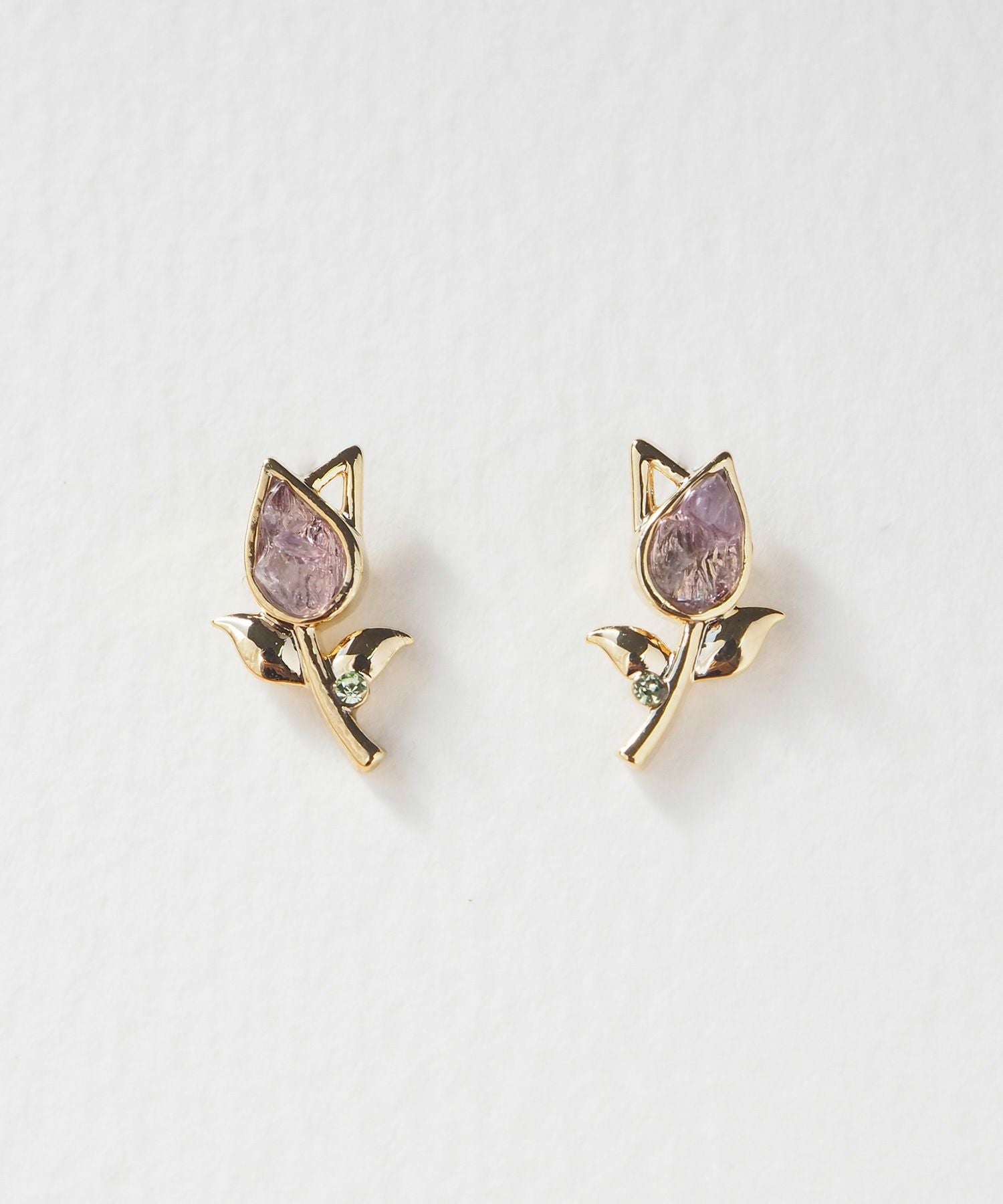 20%off】ナチュラルストーンチューリップチタンポストピアス【MUK