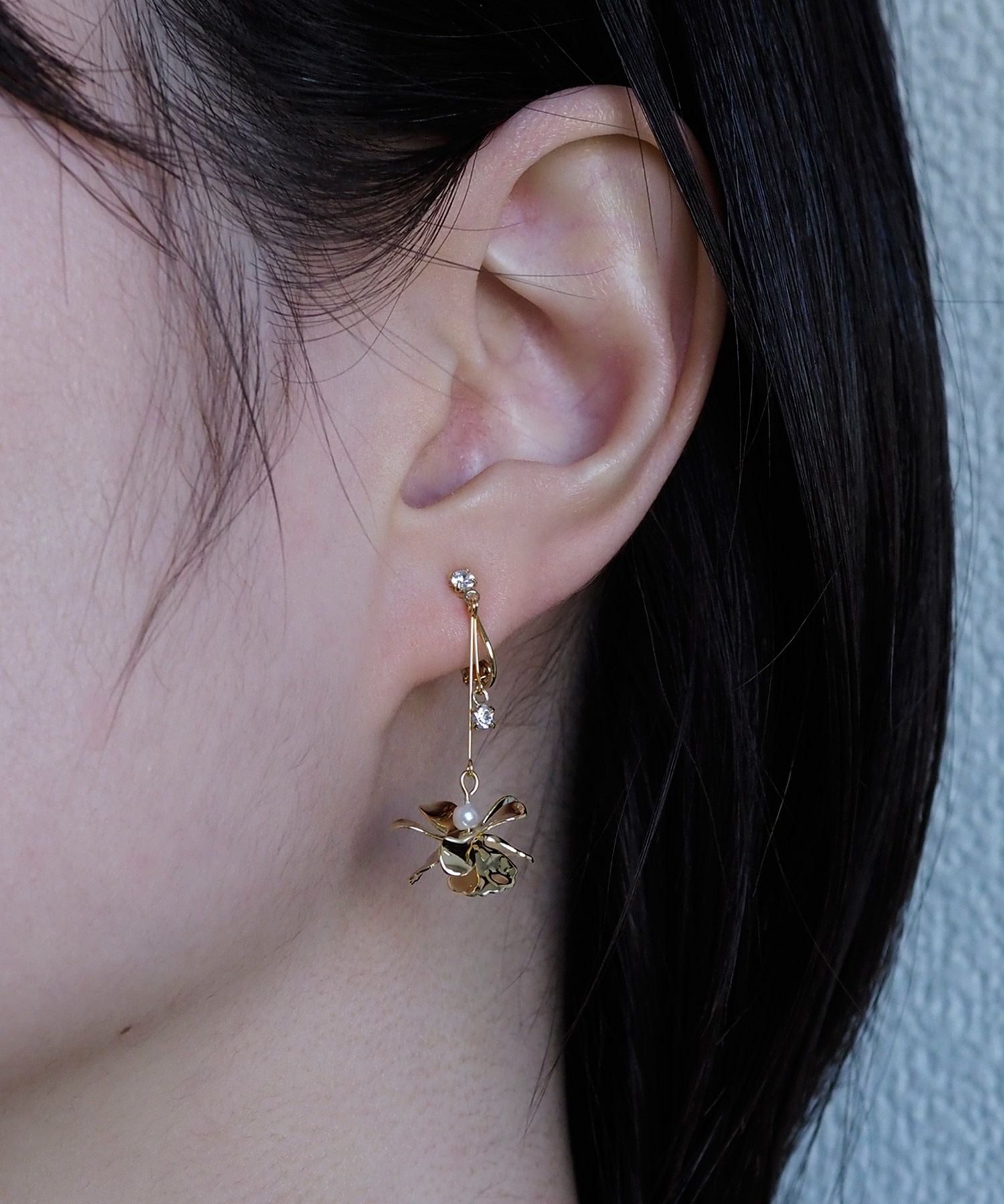 スイングフラワーIMFスプリングイヤリング