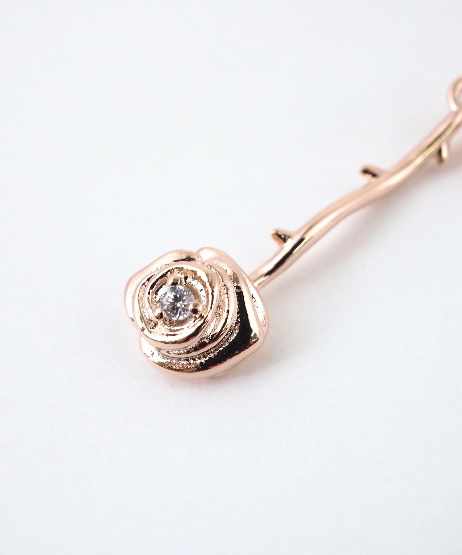 ローズロングイヤリング【MUK shady sophy】