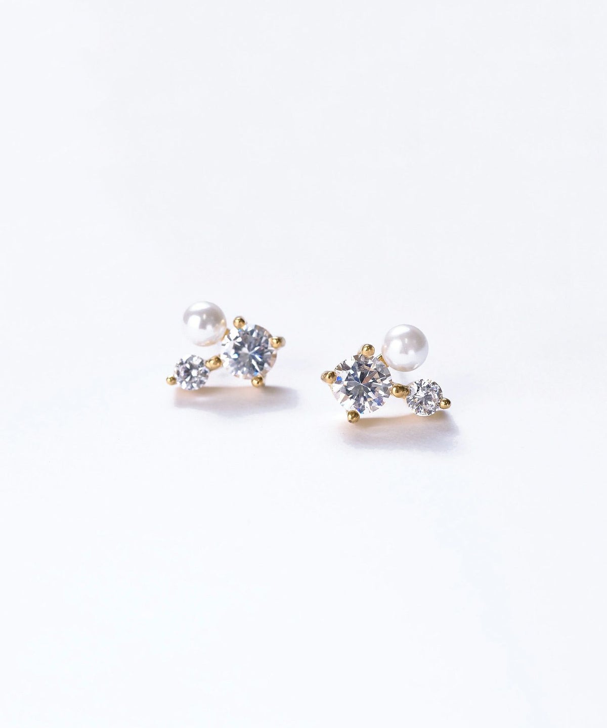 ジルコニアパールサージカルステンレスピアス