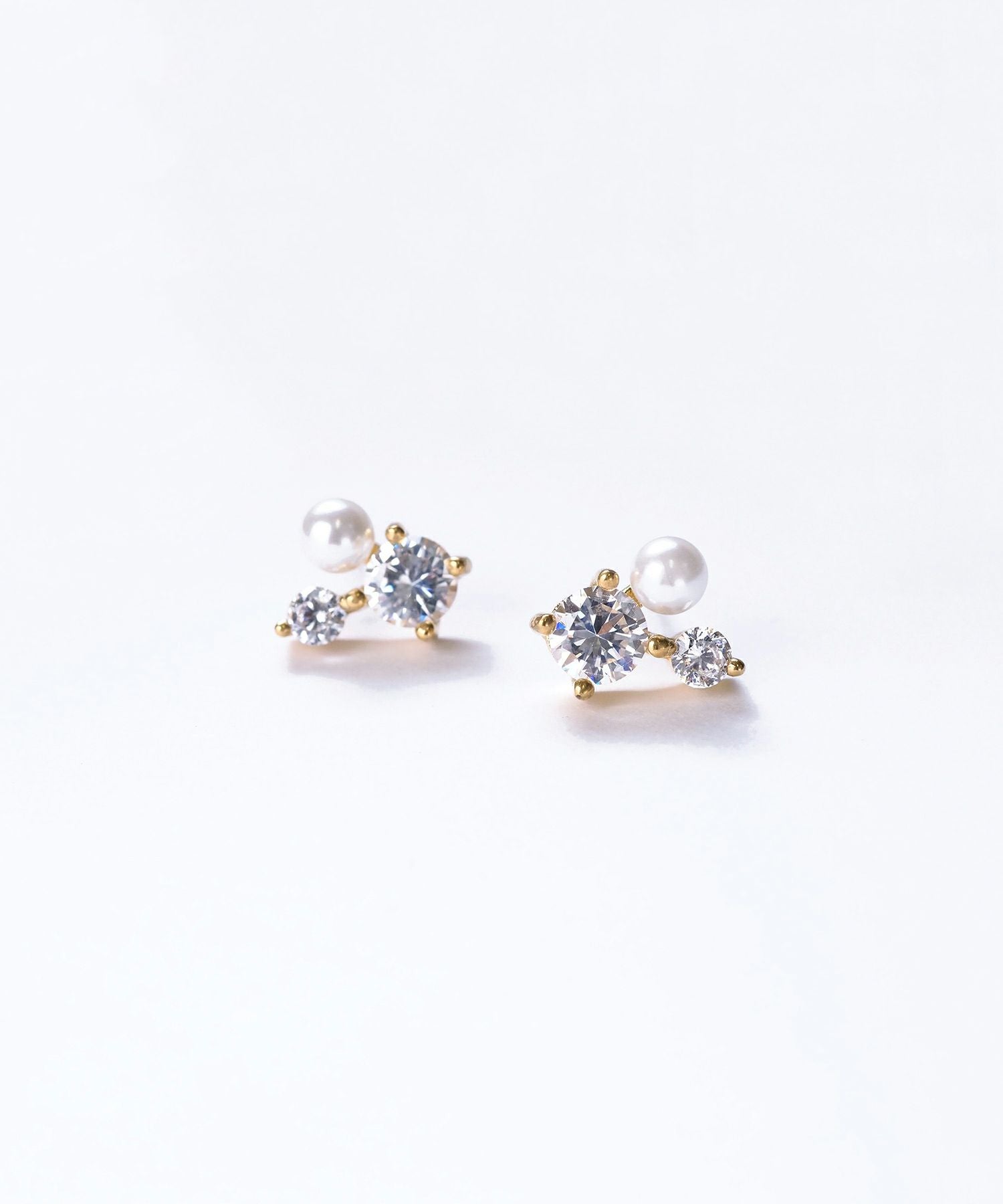 ジルコニアパールサージカルステンレスピアス