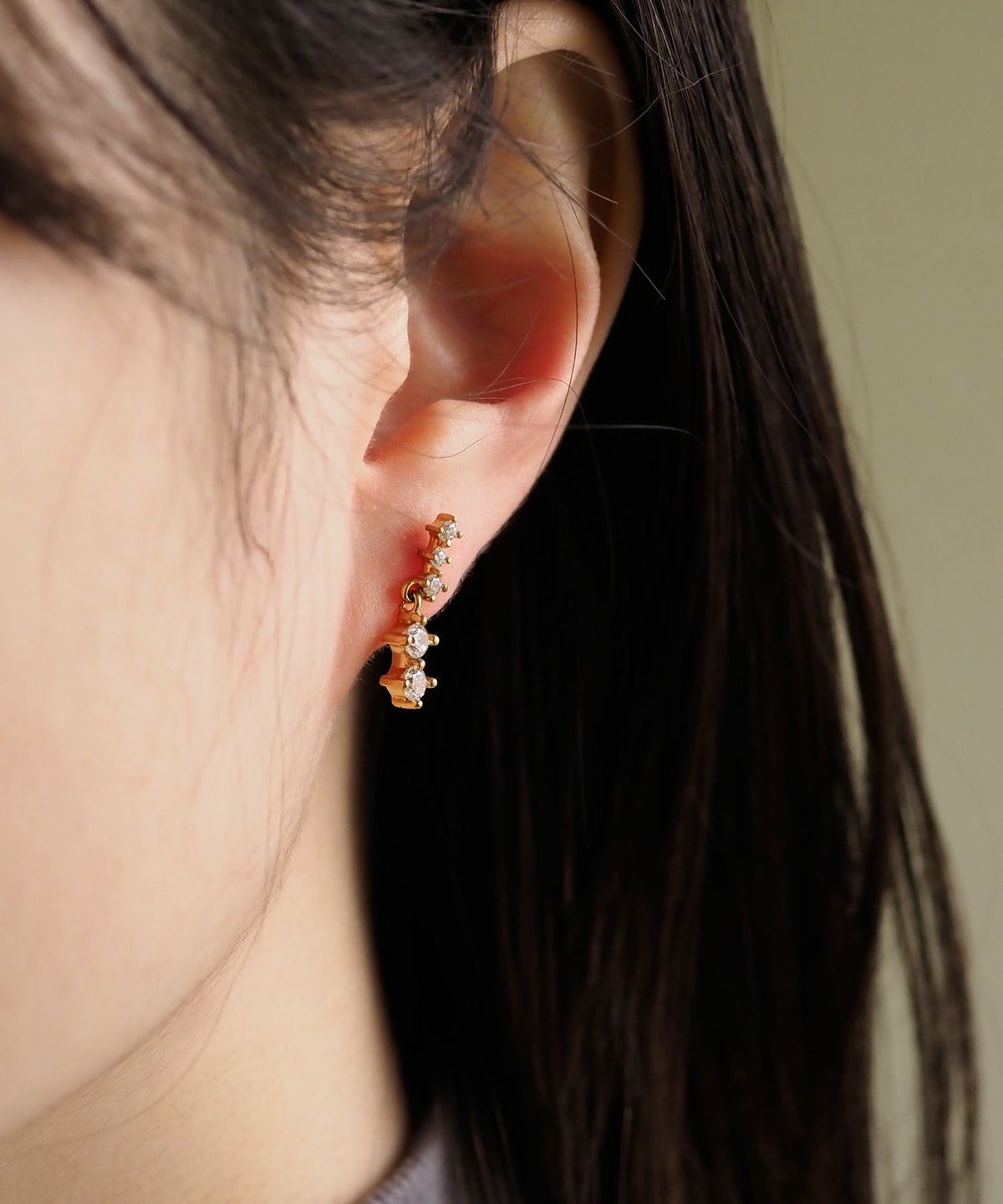 スウィングジルコニアサージカルステンレスピアス