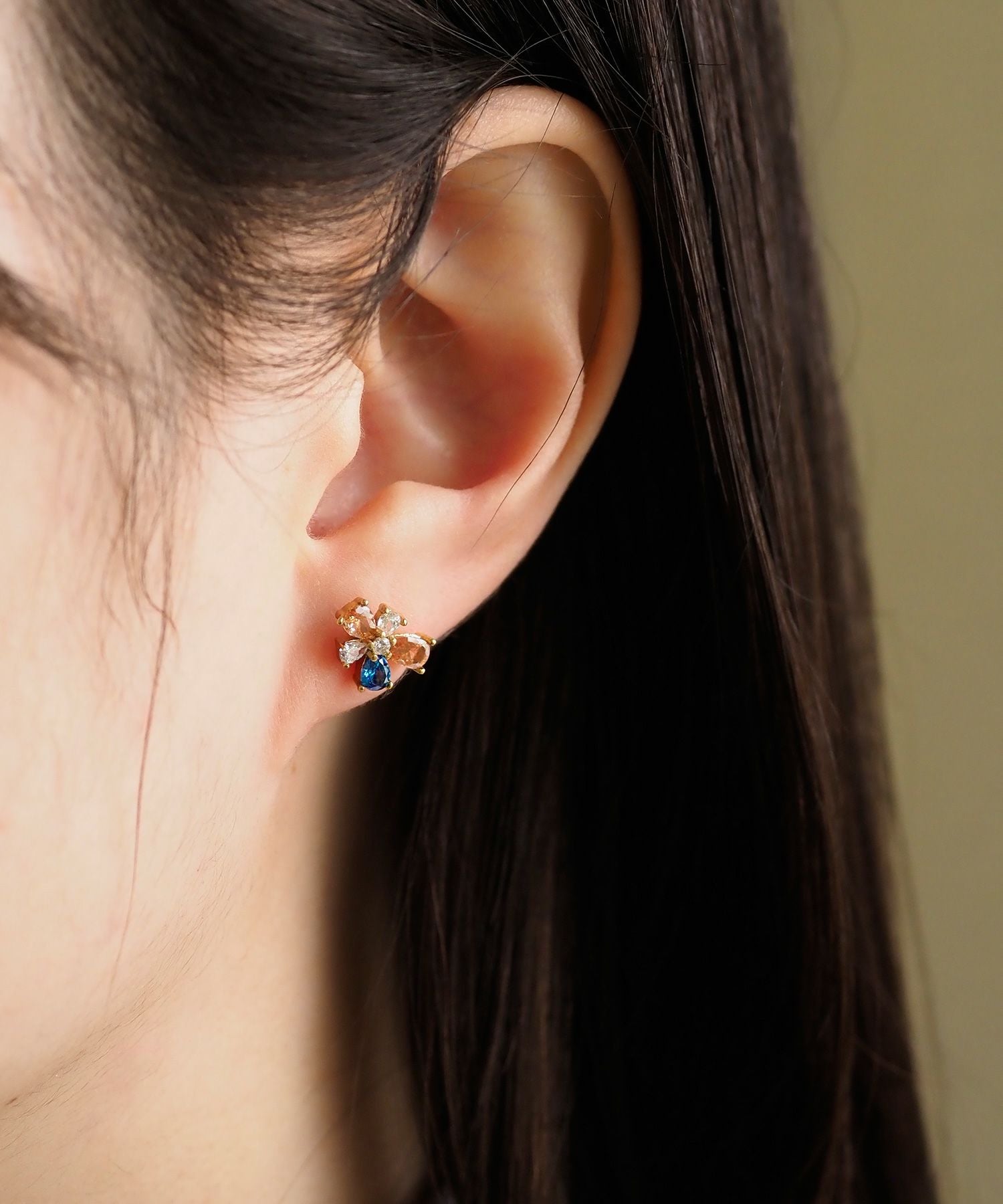 マルチカラージルコニアサージカルステンレスピアス