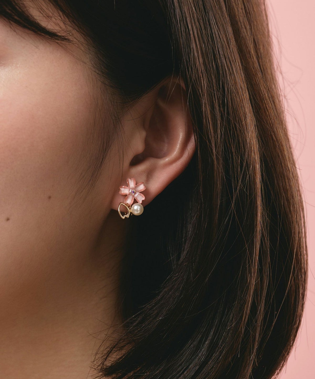 サクラパールチタンポストピアス