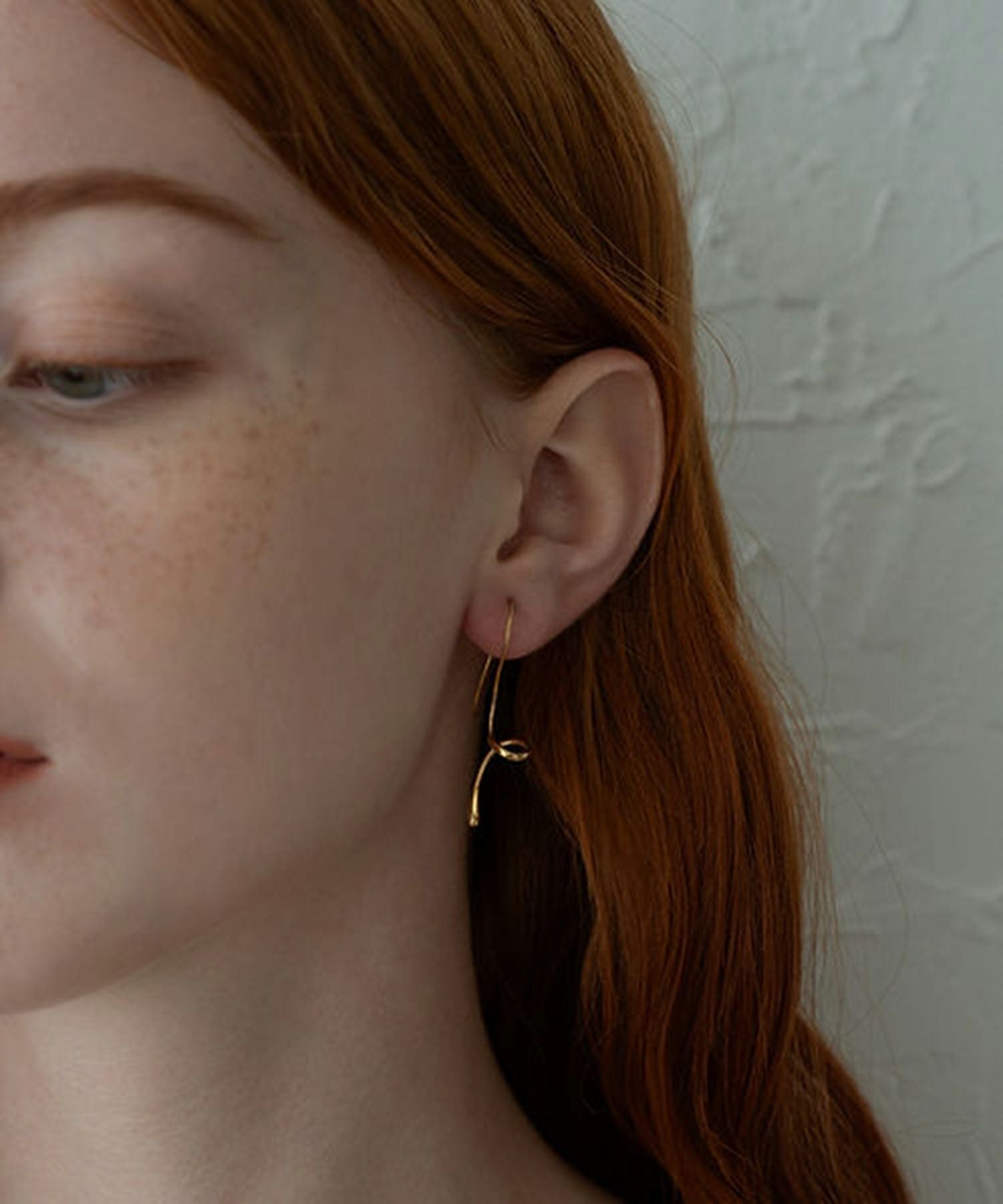 ニュアンスカーブフックサージカルステンレスピアス