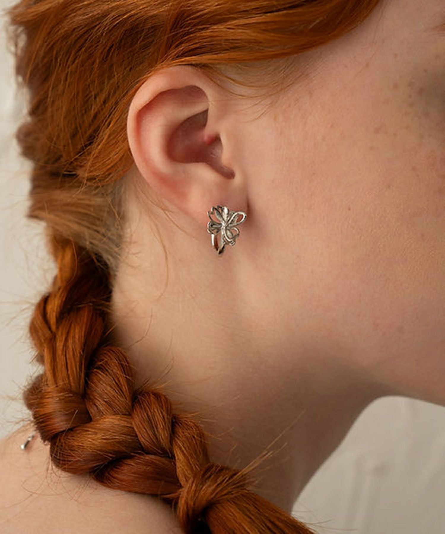 メタルフラワーフープピアス2