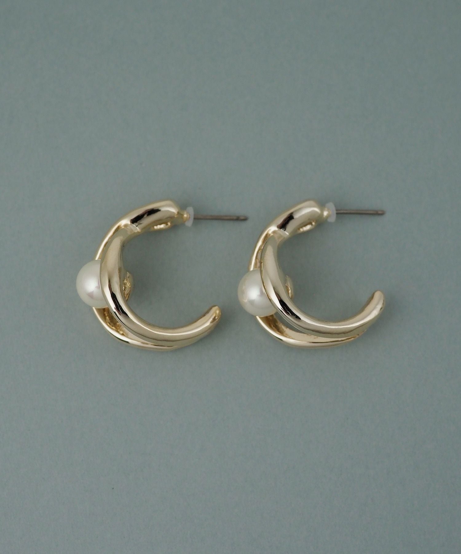 磨き貝パールヒネリフープチタンポストピアス【JUNO PREMIUM】