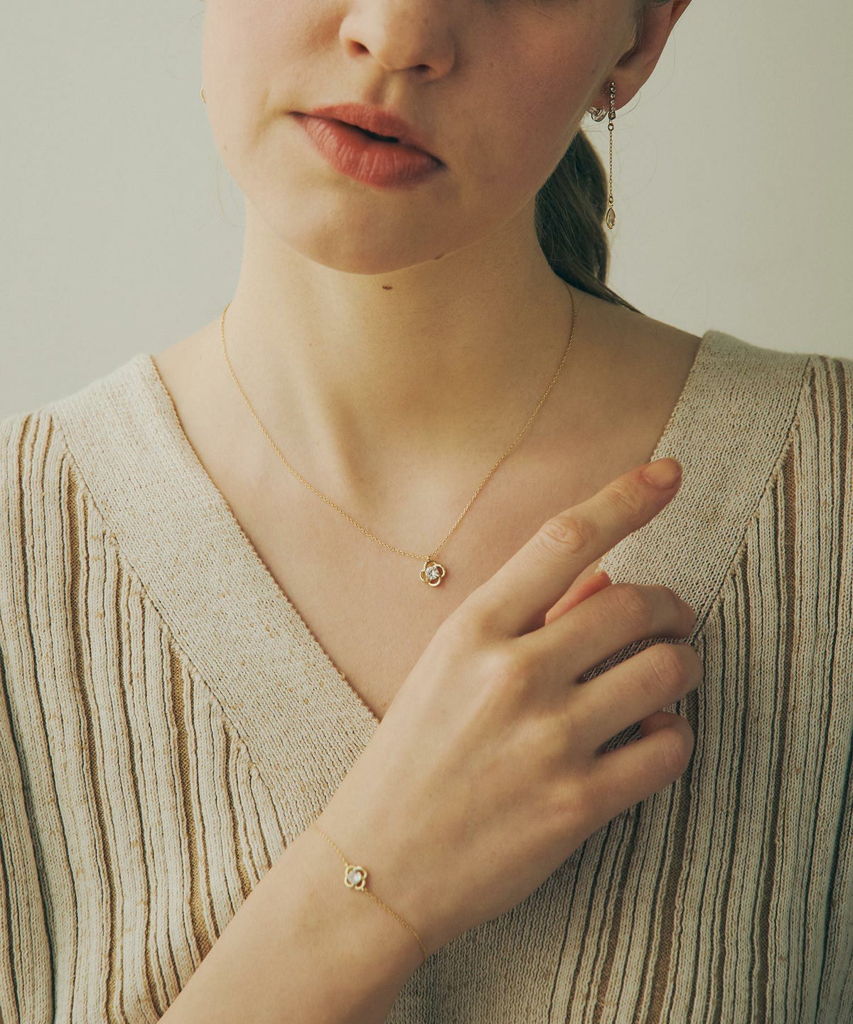 フラワーストーンプチペンダント【MUK】