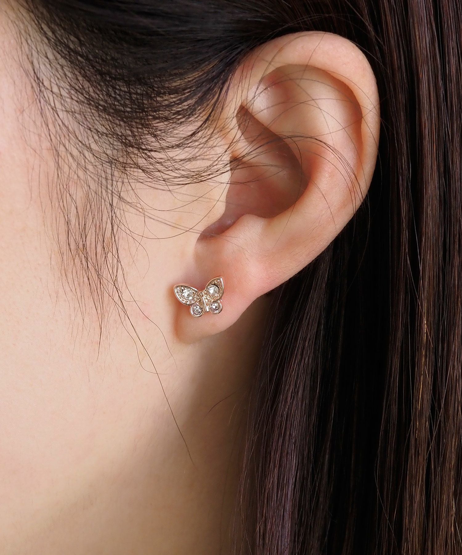 ピンクゴールドバタフライチタンポストセットピアス