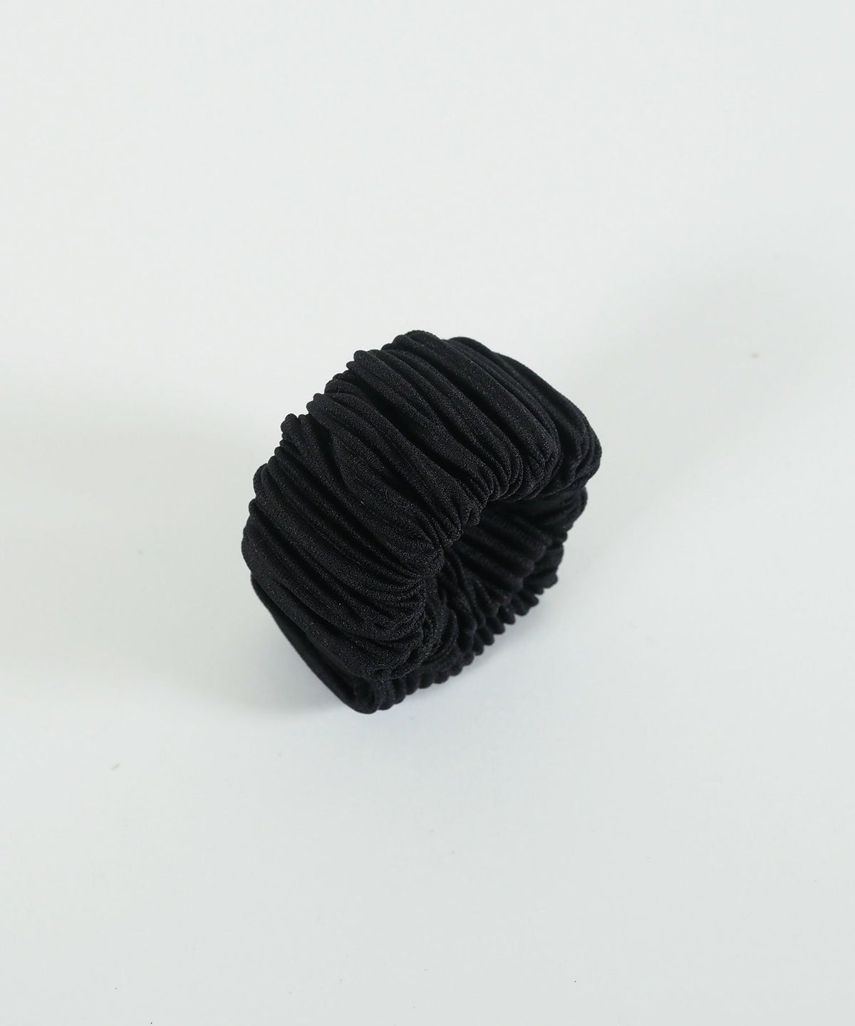 くるっとまきつくプリーツシュフィー