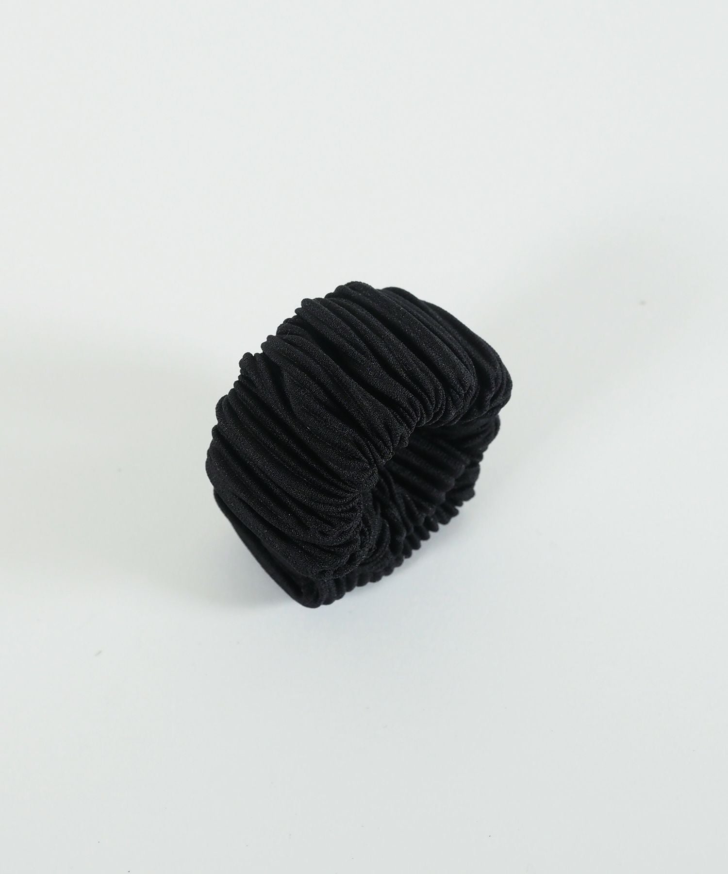 くるっとまきつくプリーツシュフィー