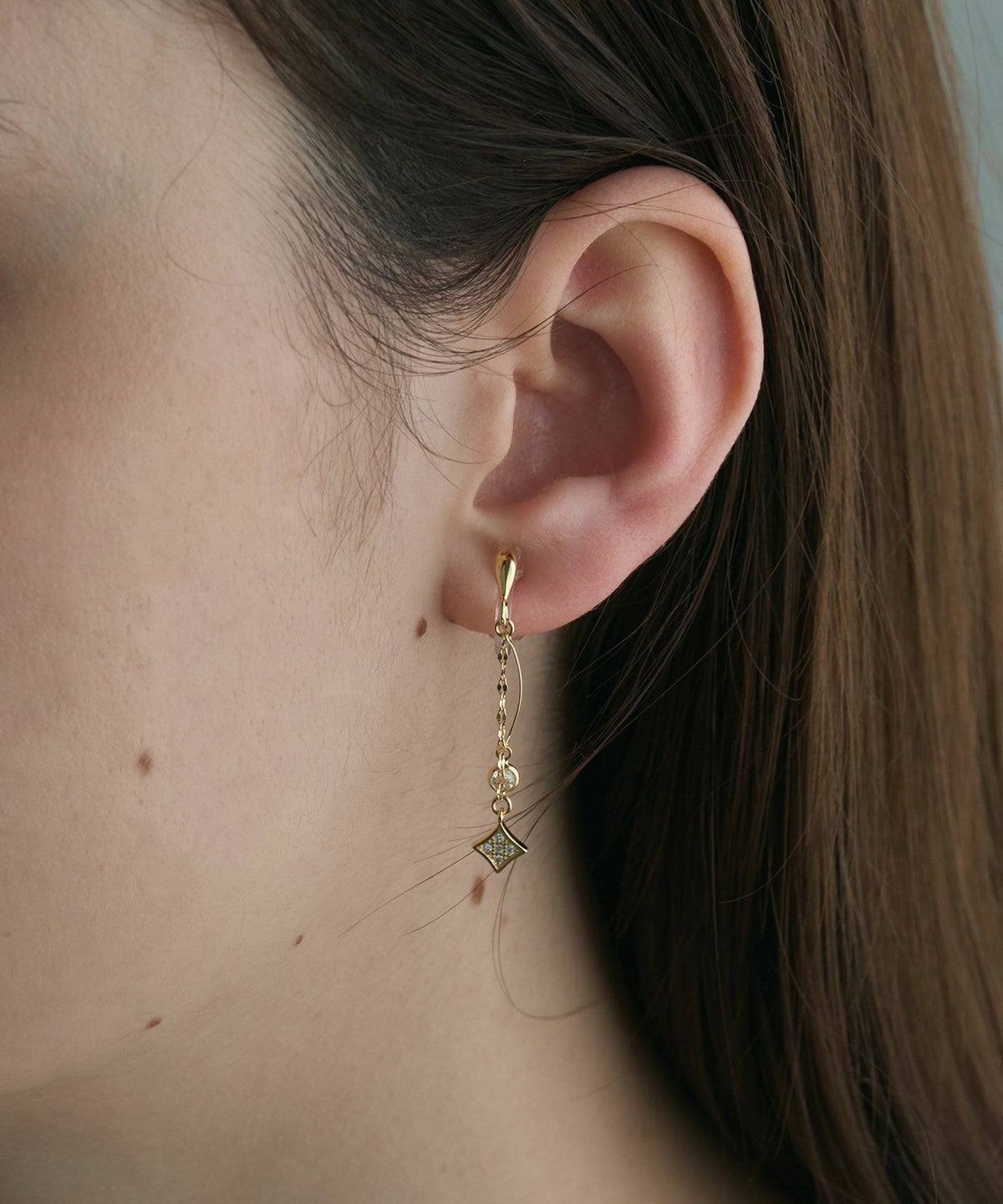 ヒシガタチェーンクリアクリップイヤリング