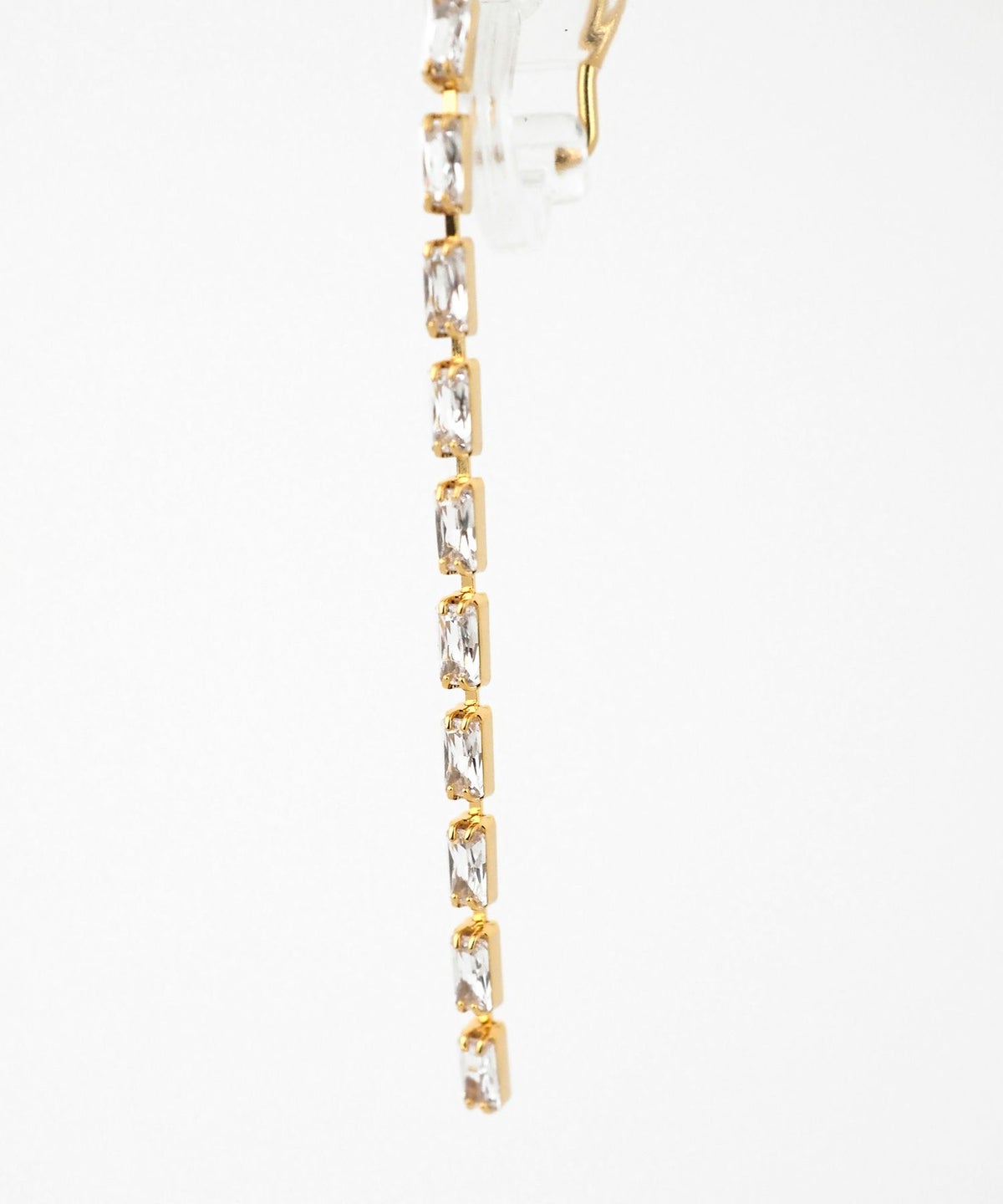 シングルラインアクリアクリップイヤリング