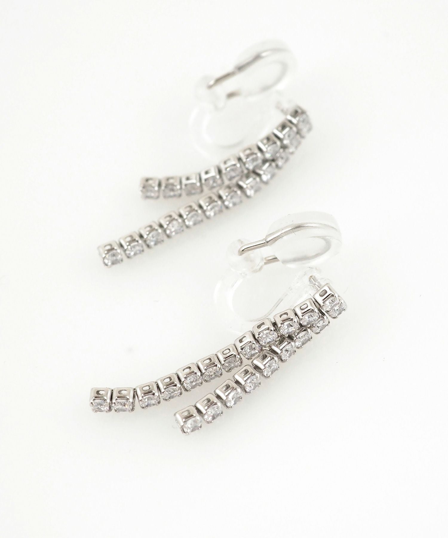 ダブルラインアクリアクリップイヤリング