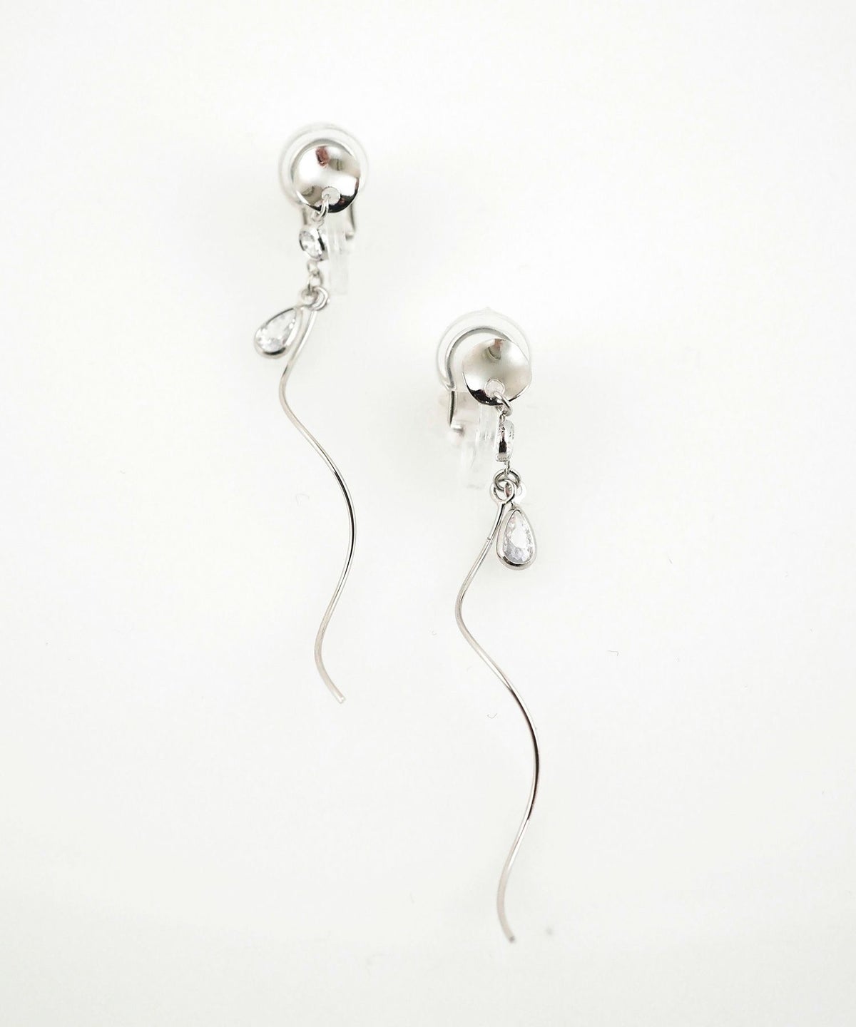 ドロップツイストアクリアクリップイヤリング