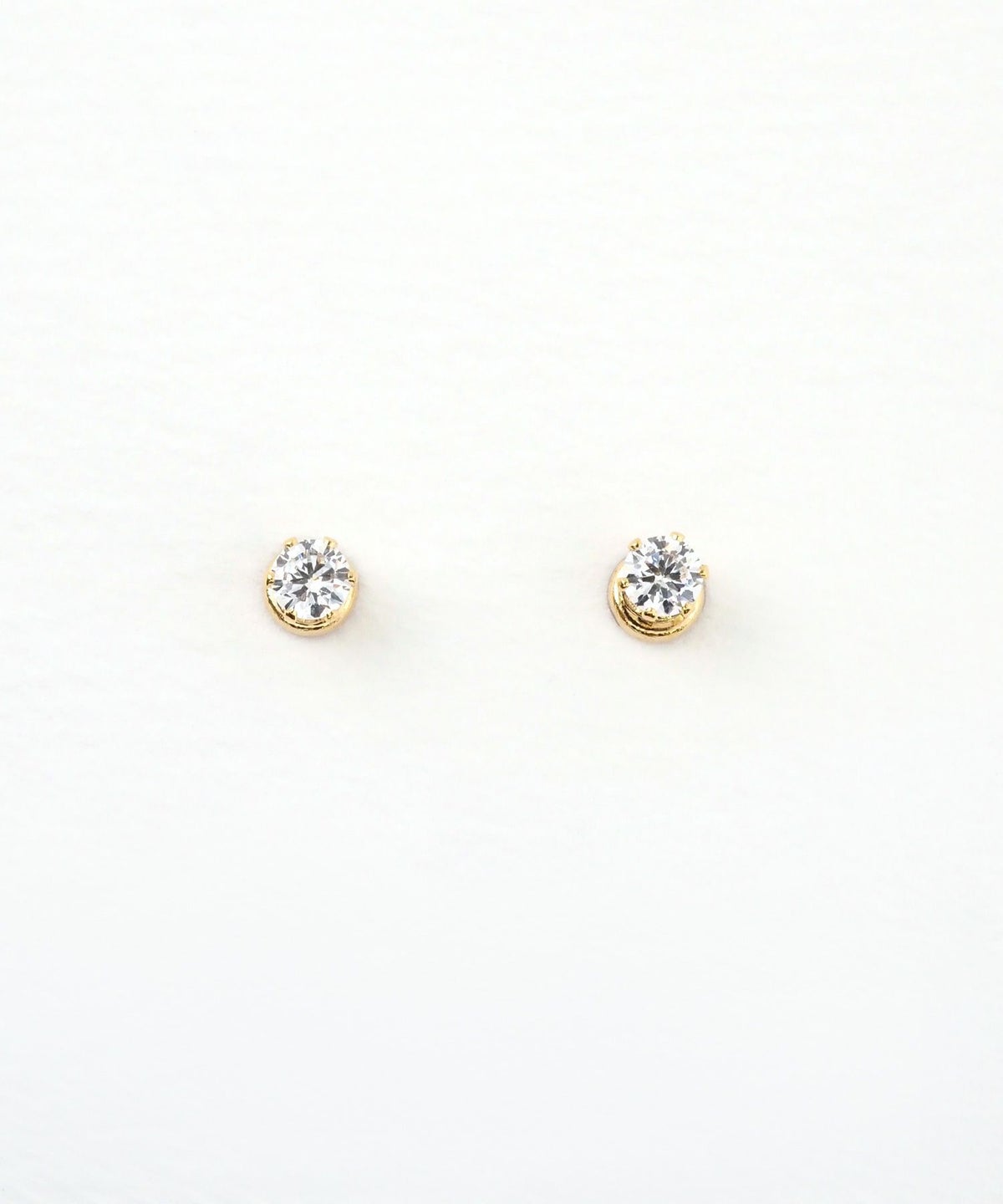 一粒キュービックマグネットイヤリング