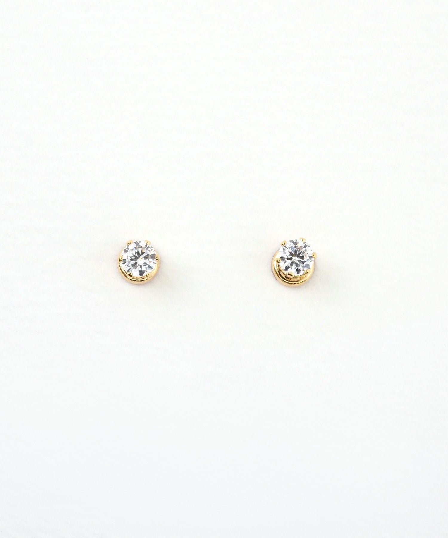 一粒キュービックマグネットイヤリング