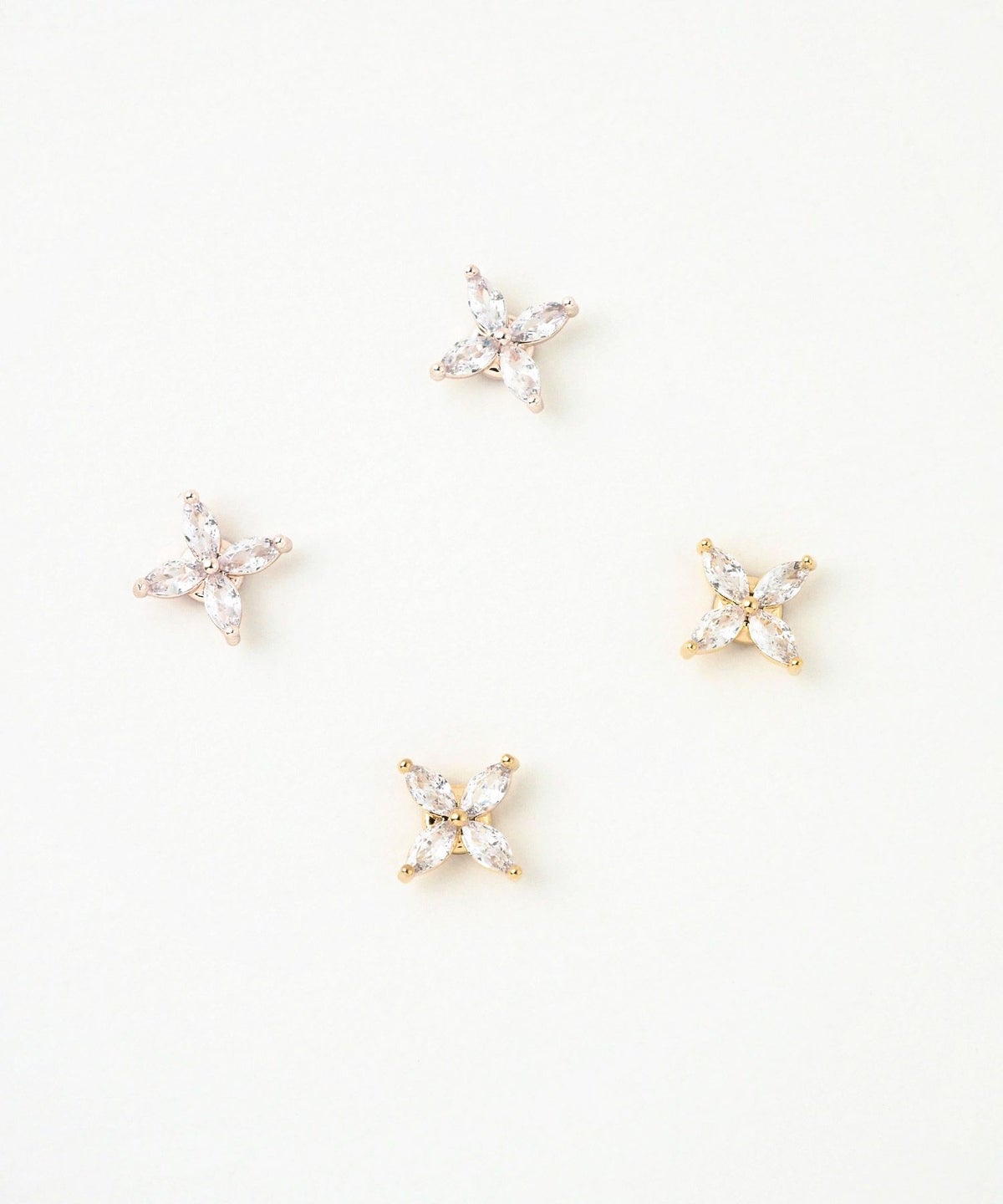 キュービックフラワーマグネットイヤリング