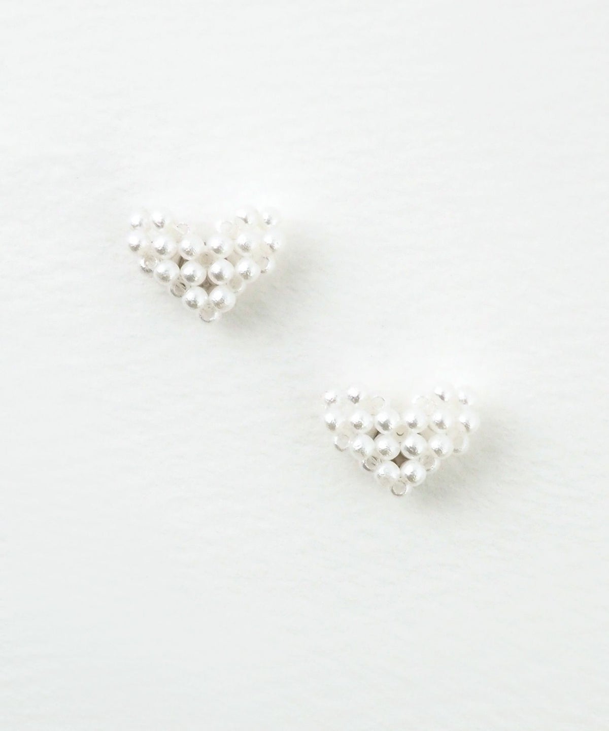 パールデザインマグネットイヤリング