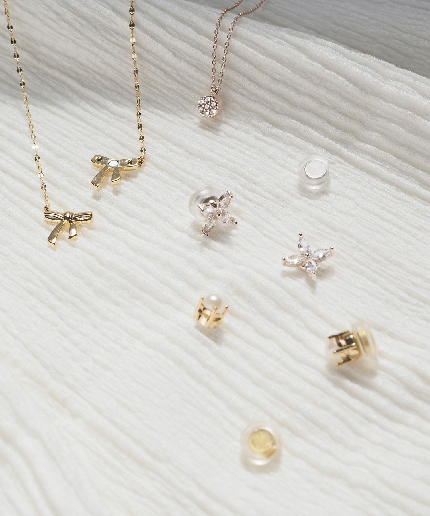 パヴェキュービックサークルマグネットネックレス