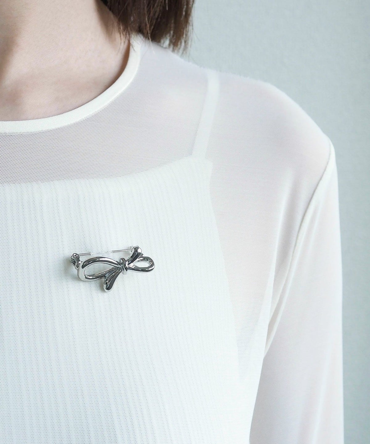 ニュアンスリボンブローチ