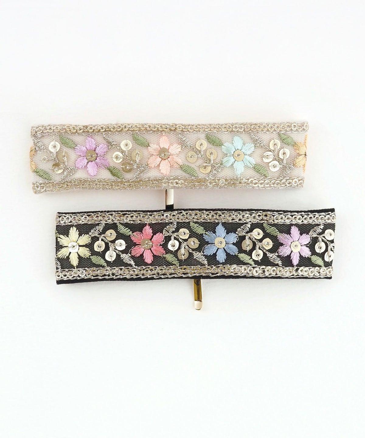 フラワー刺繍フック付きシュフィー