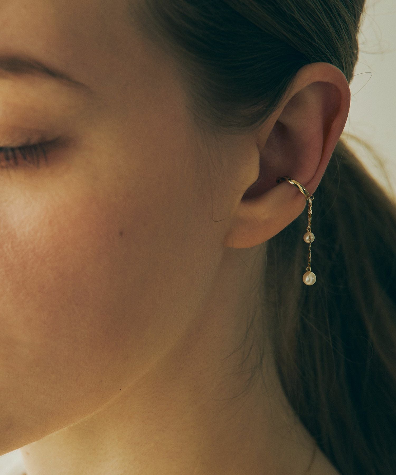 【web限定】[K10]淡水パールチェーンイヤーカフ