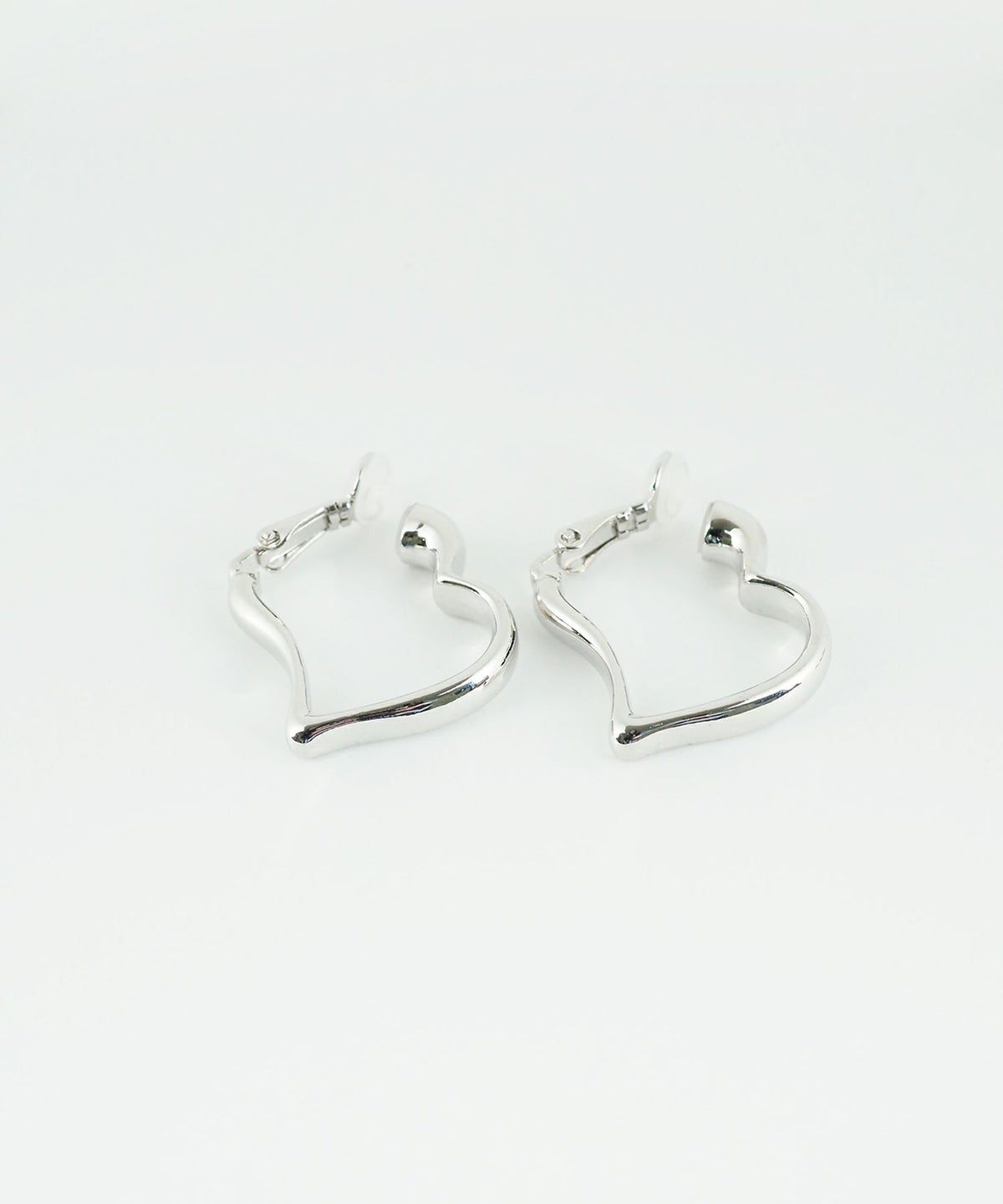 ハートフープIMUFURETイヤリング