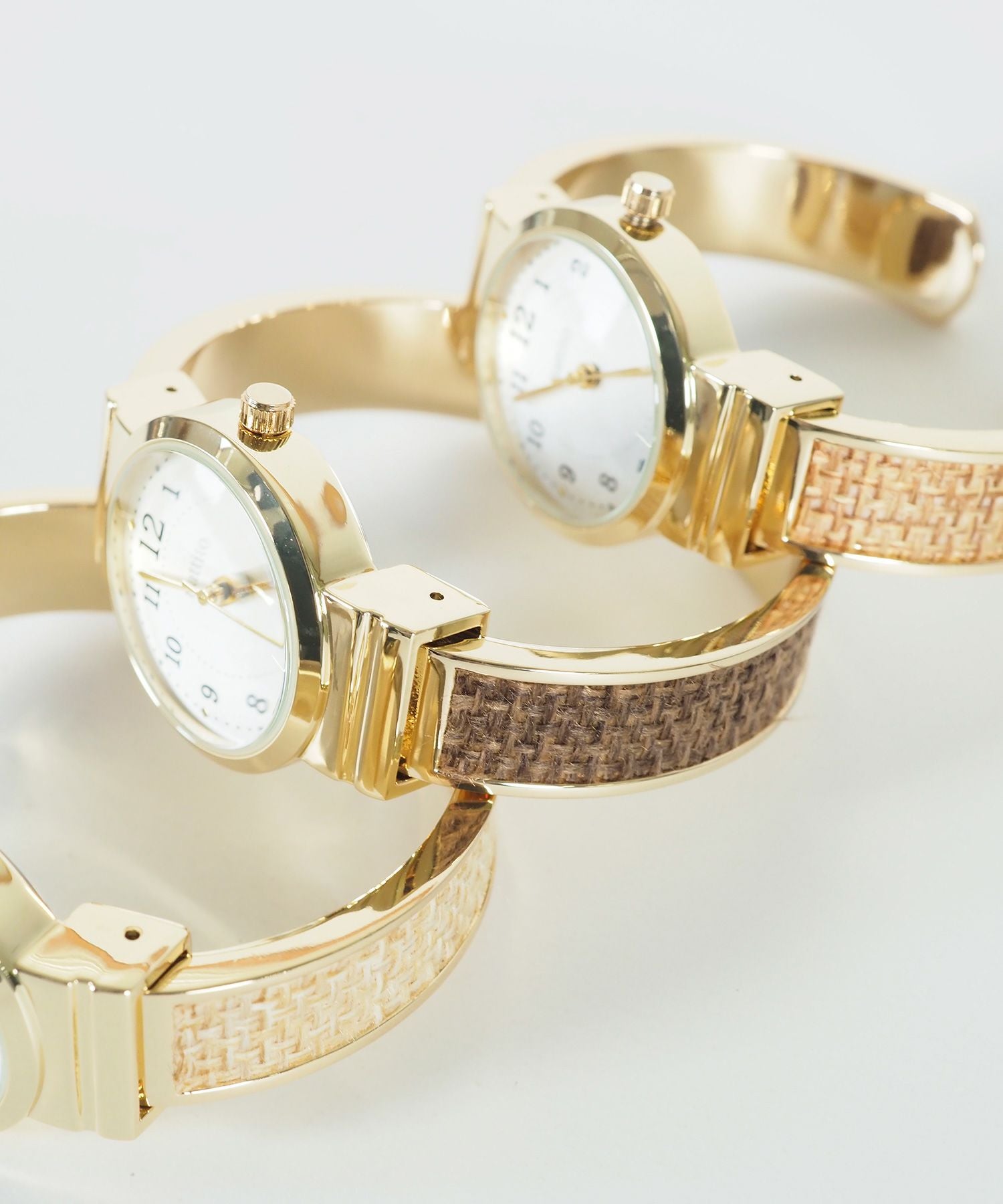 カミラ バングルウォッチ