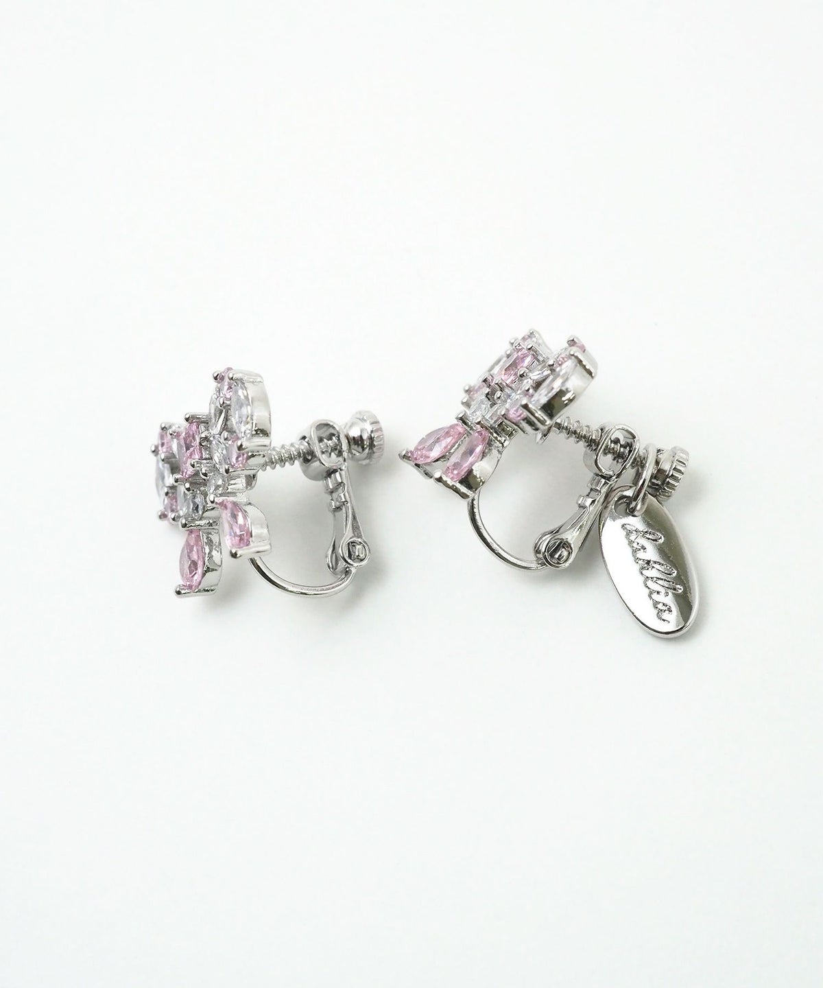 キュービックリボンシャイニーイヤリング【Dahlia】