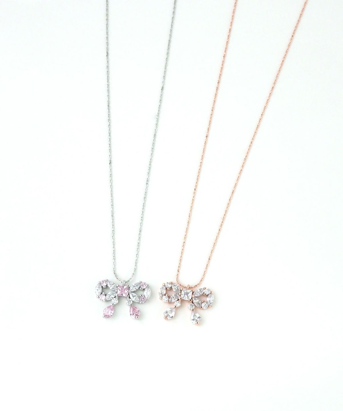 キュービックリボンシャイニーネックレス【Dahlia】