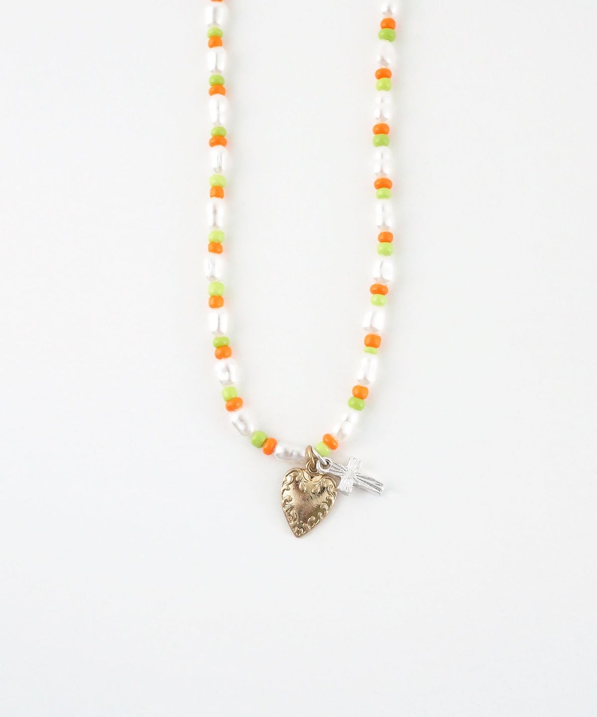 淡水パールクロスハートビーズネックレス