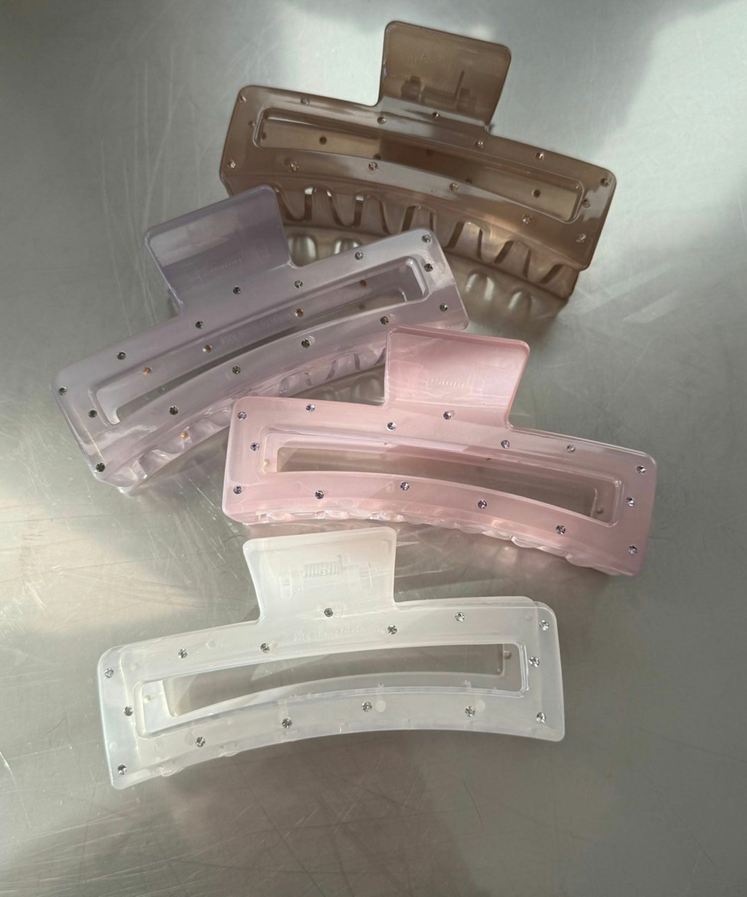 ドットストーンスモーキースクエアバンスクリップ