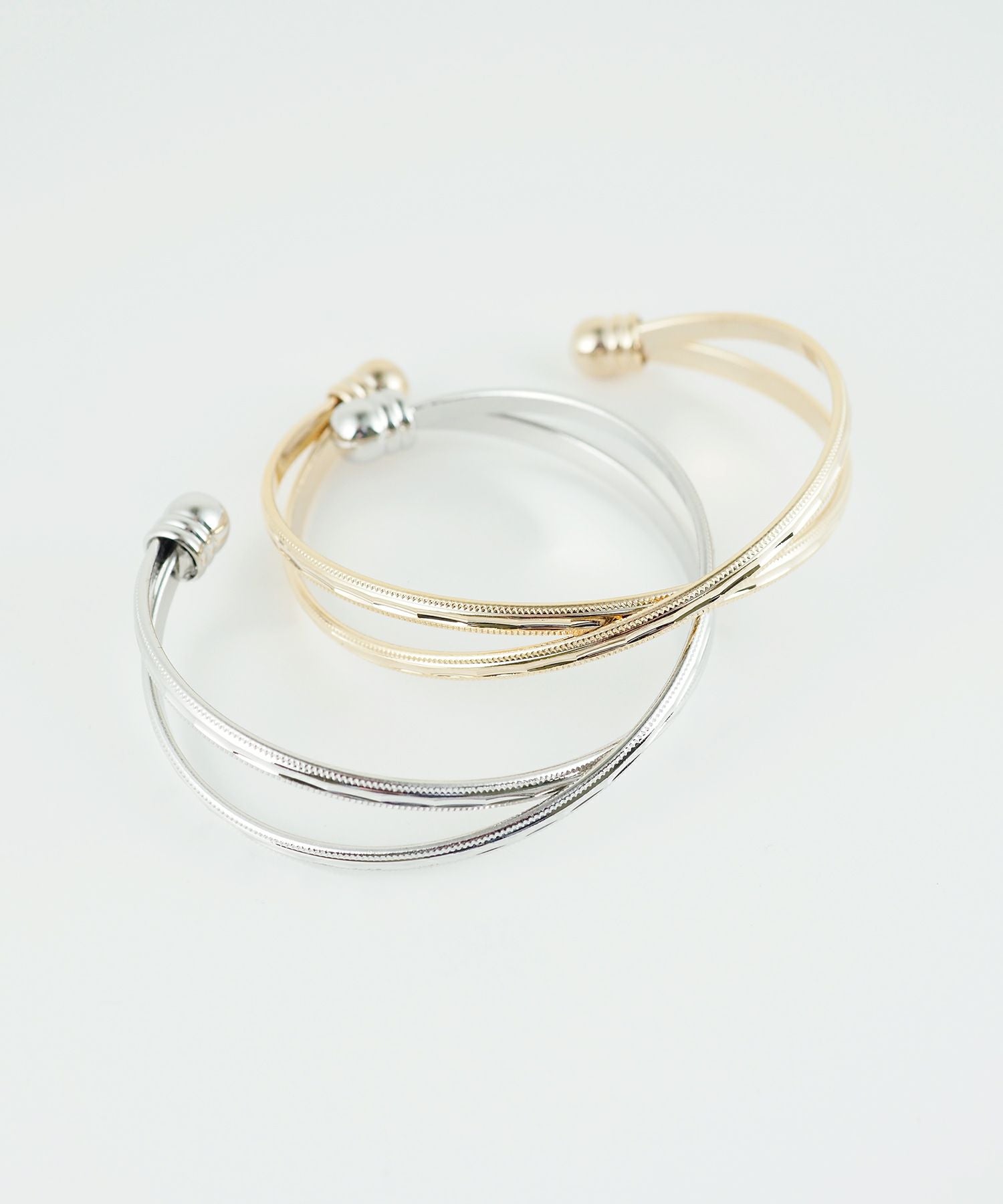 クロスラインメタルバングル