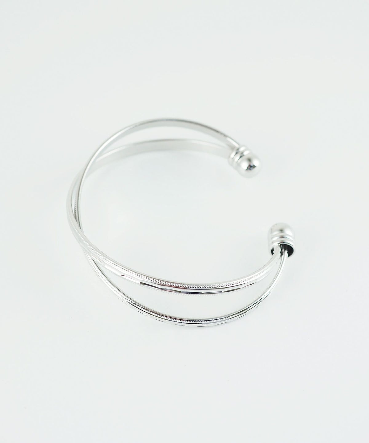 クロスラインメタルバングル