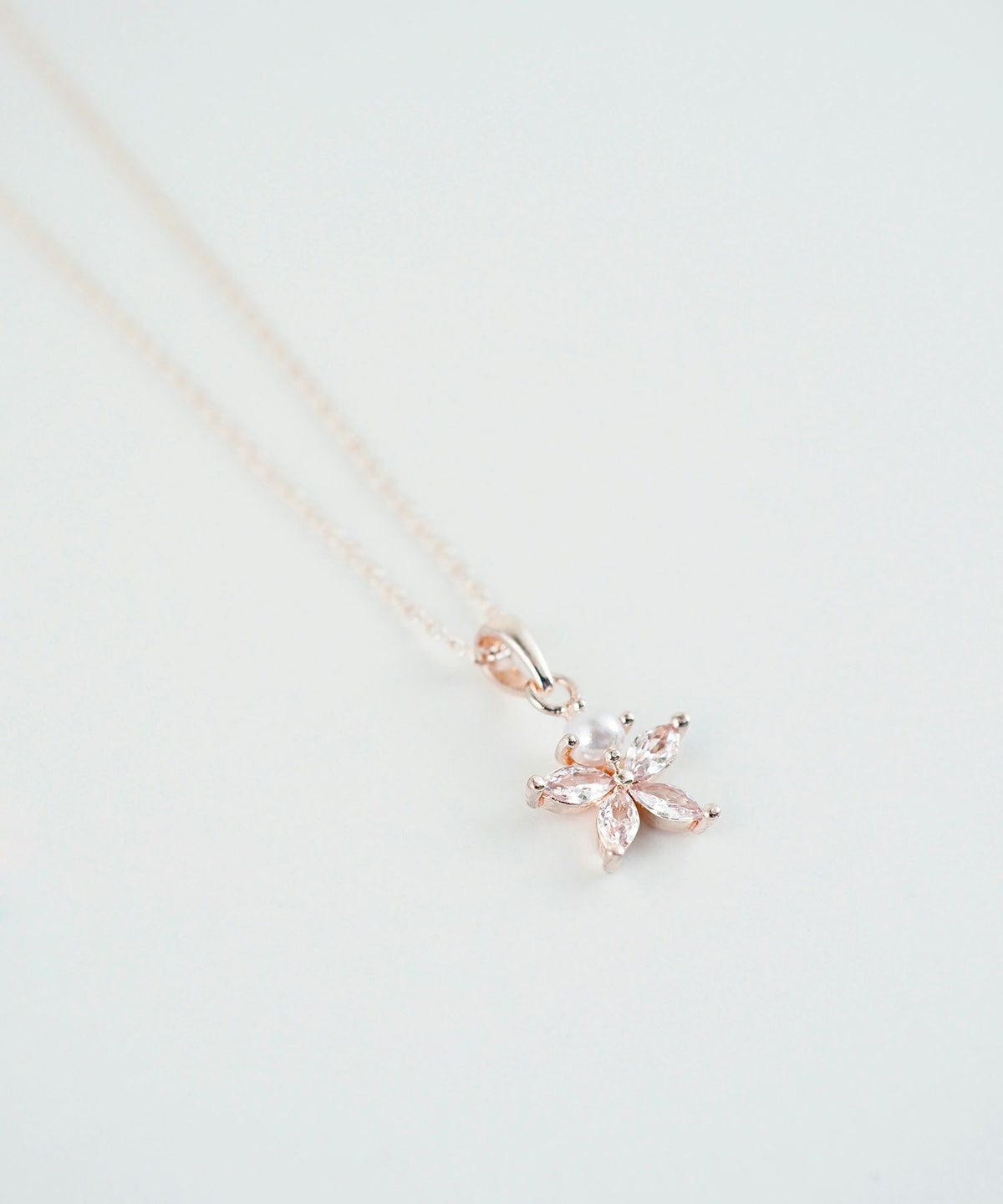 フラワーキュービックペンダント