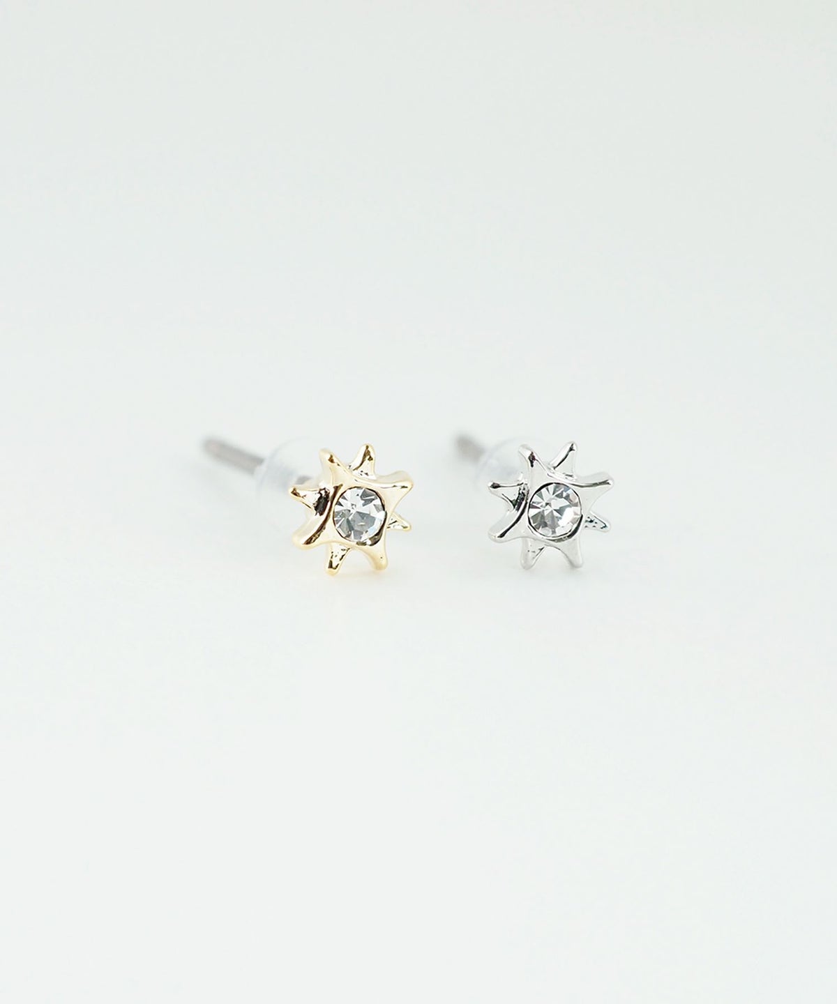 【web限定】ルミミニシャインピュアチタンポストピアス【Lumirise】