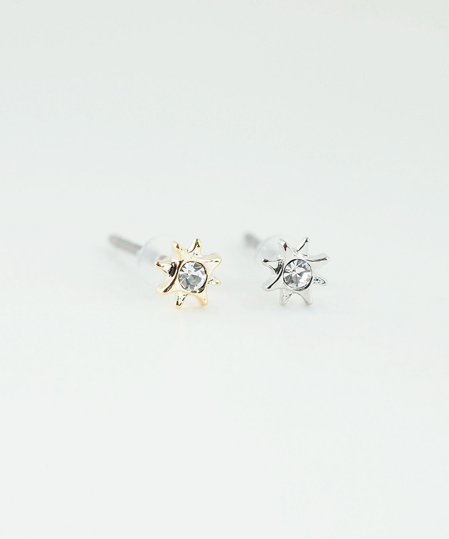 【web限定】ルミミニシャインピュアチタンポストピアス【Lumirise】