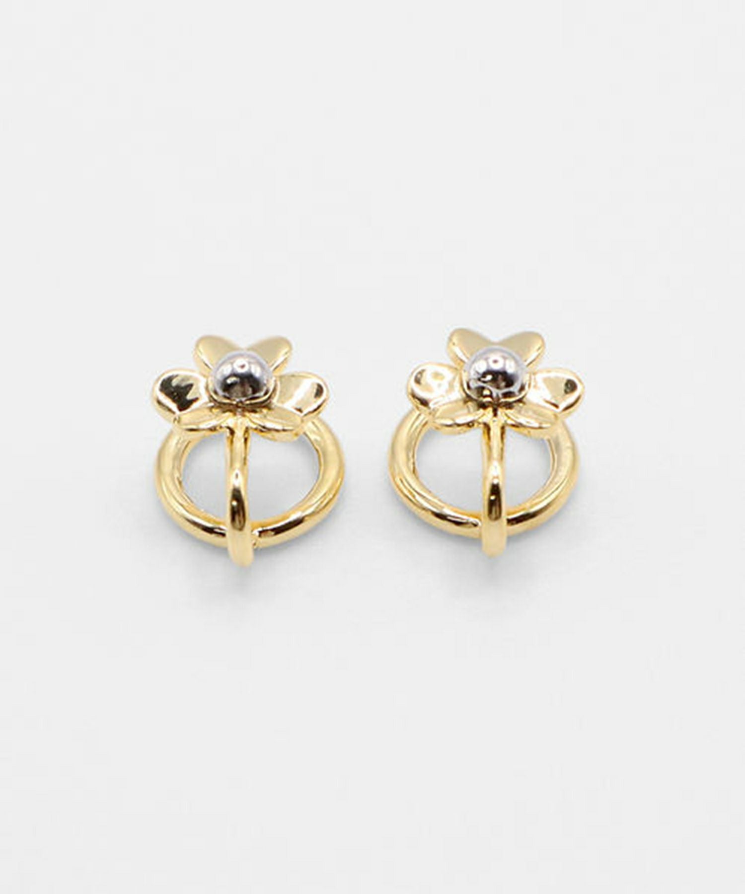 バイカラーフラワーラウンドメタルイヤリング1