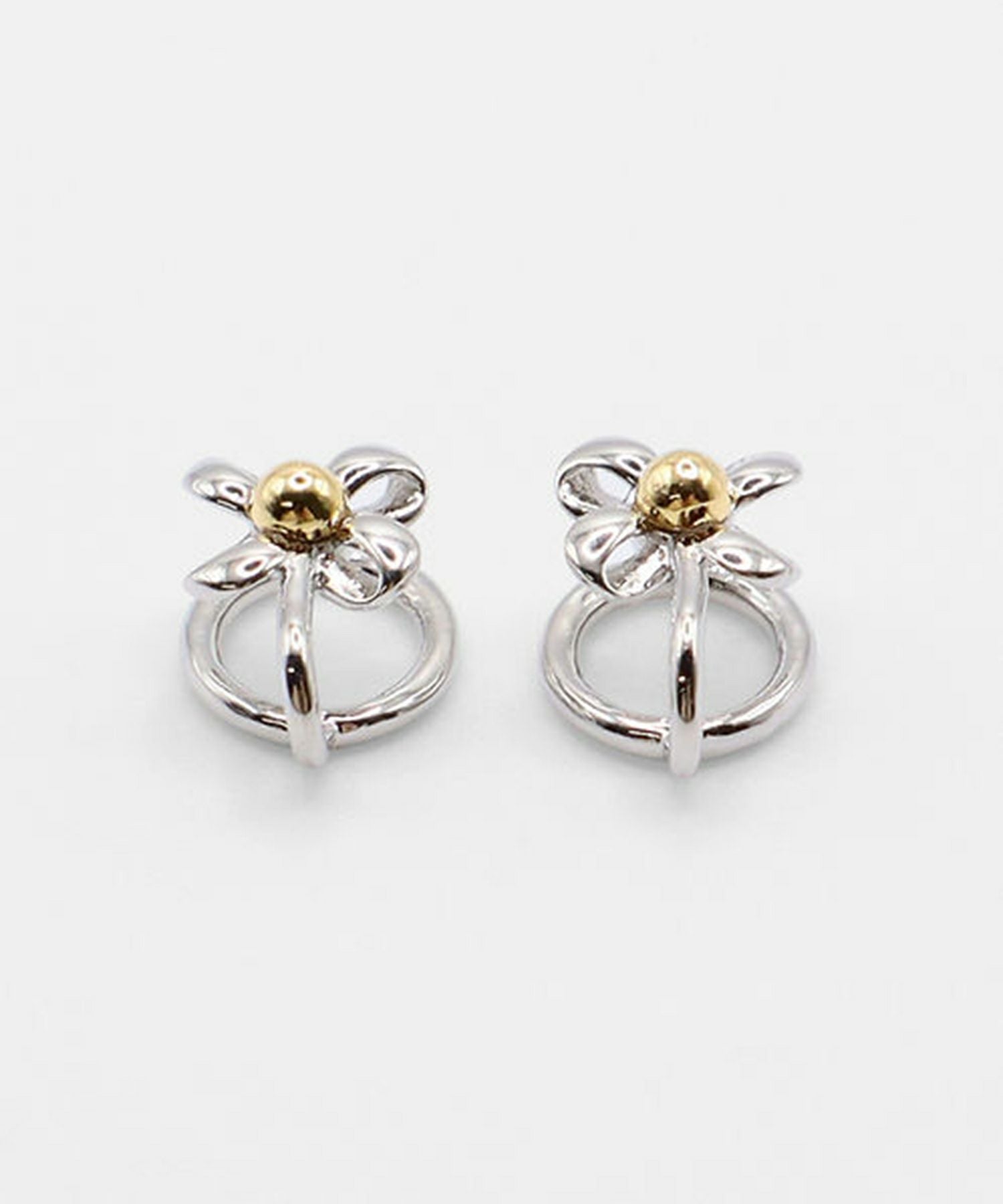 バイカラーフラワーラウンドメタルイヤリング3