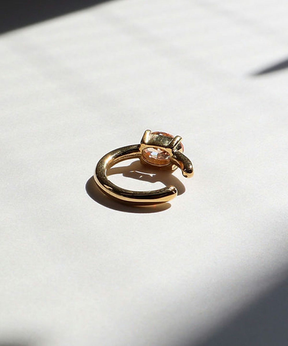 オーバルキュービックサージカルステンレスイヤーカフ