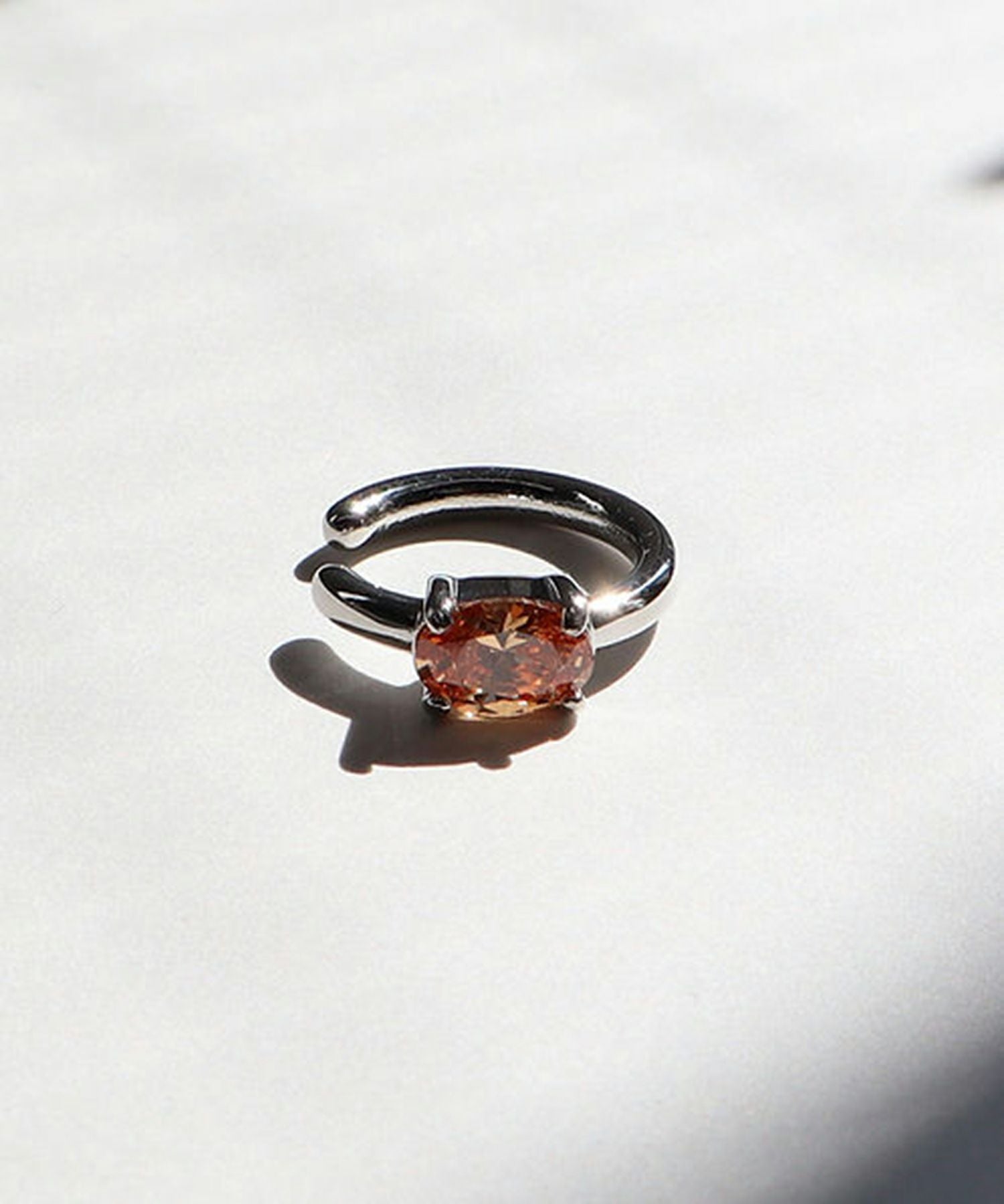 オーバルキュービックサージカルステンレスイヤーカフ