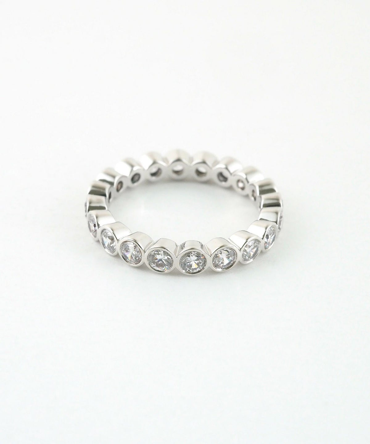 サークルストーンエタニティリング