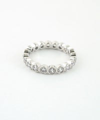 サークルストーンエタニティリング