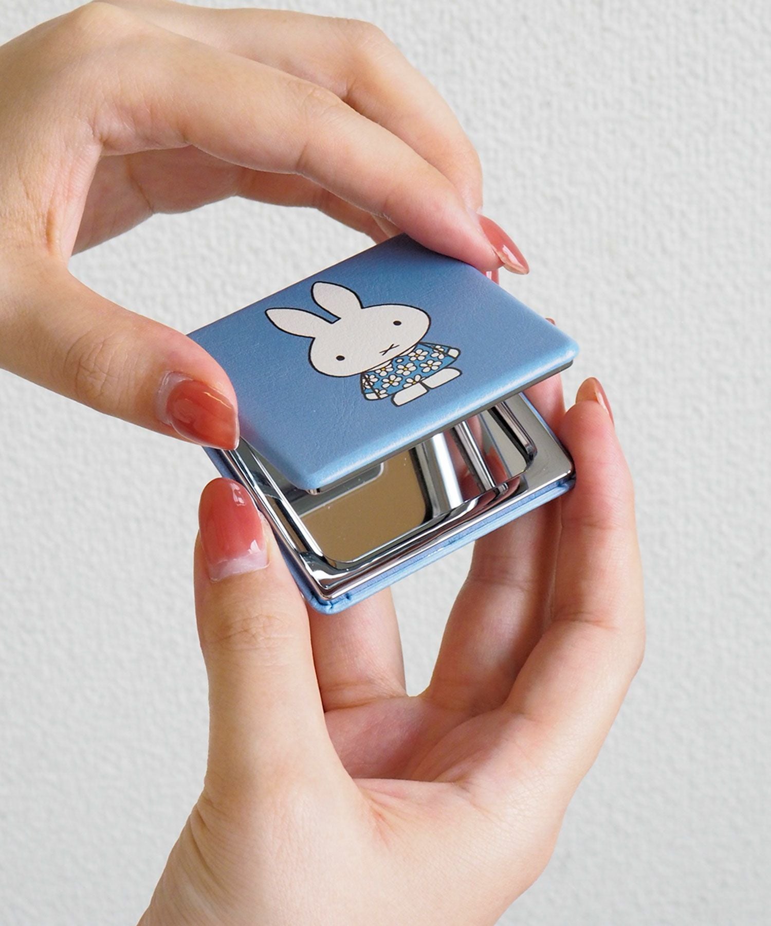 ミッフィー BLUE FLOWER コンパクトミラー