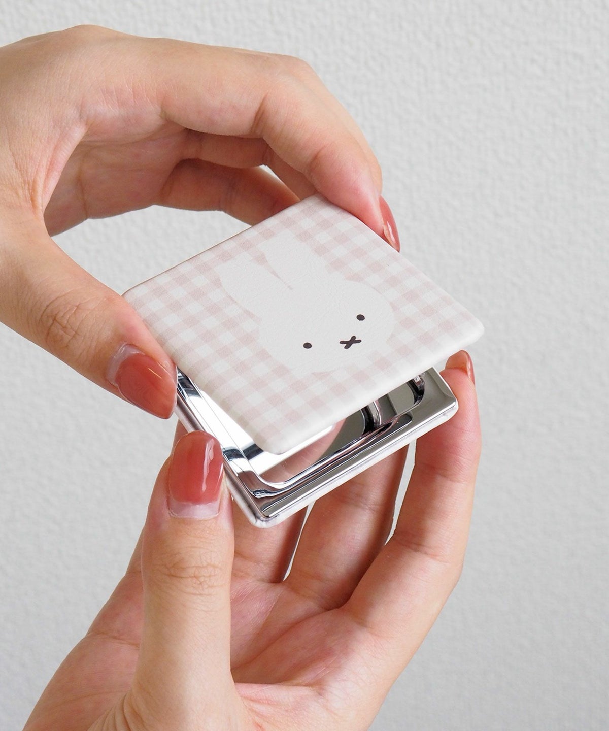 ミッフィー BRUNA PLAID コンパクトミラー