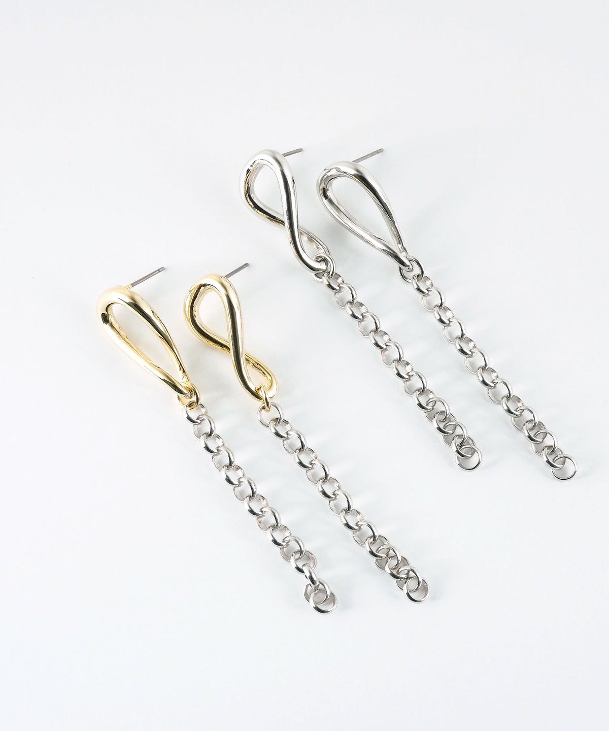 ドロップメタル×チェーンピアス【MUK lucenzio】