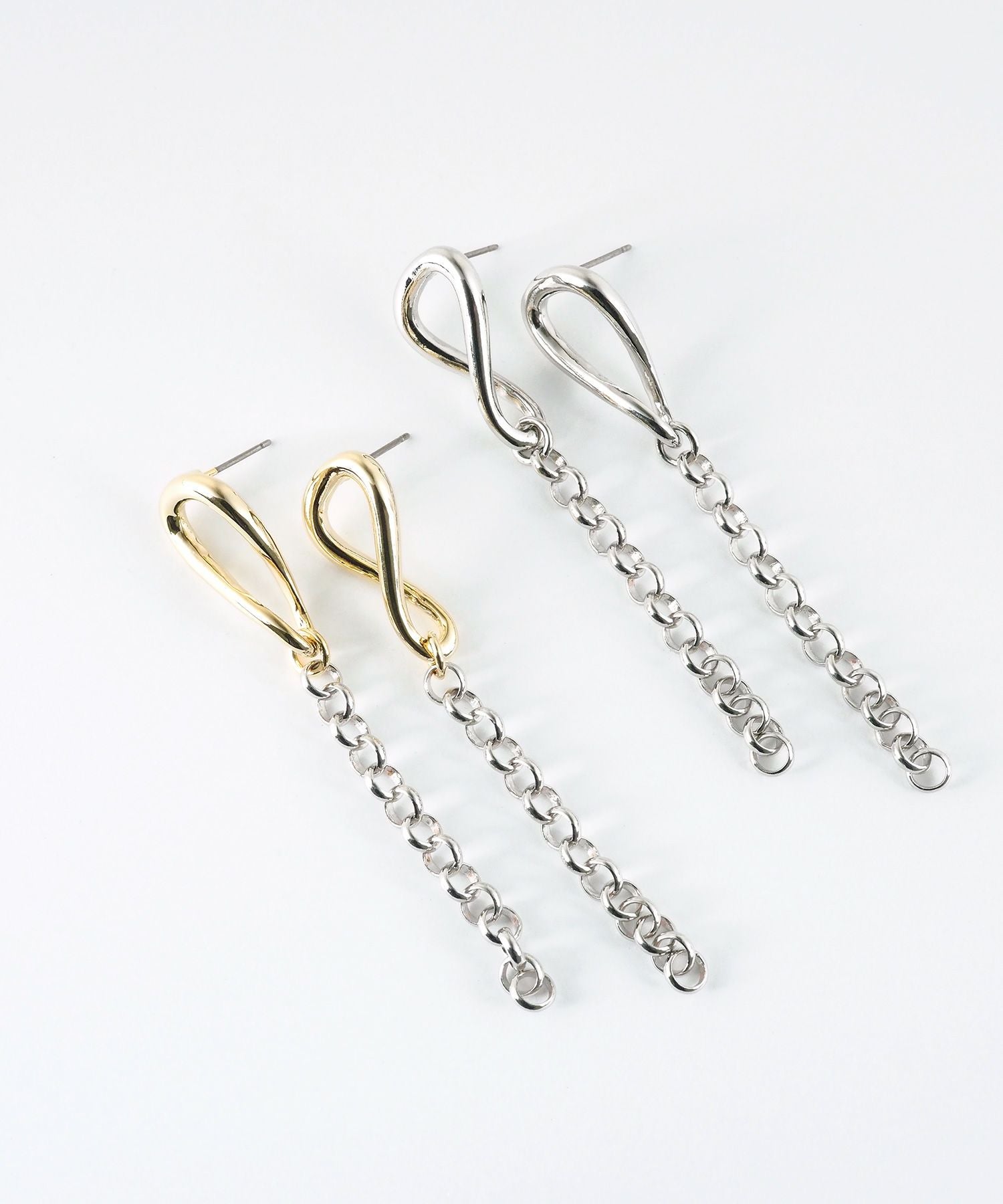 ドロップメタル×チェーンピアス【MUK lucenzio】